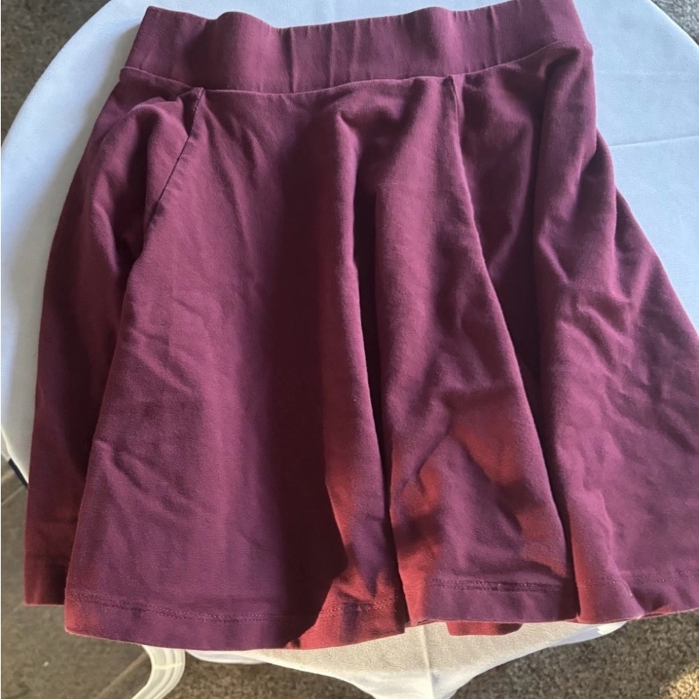 Divided XS Elegant Burgundy Women's Skirt